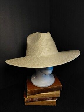 PALM STRAW HAT